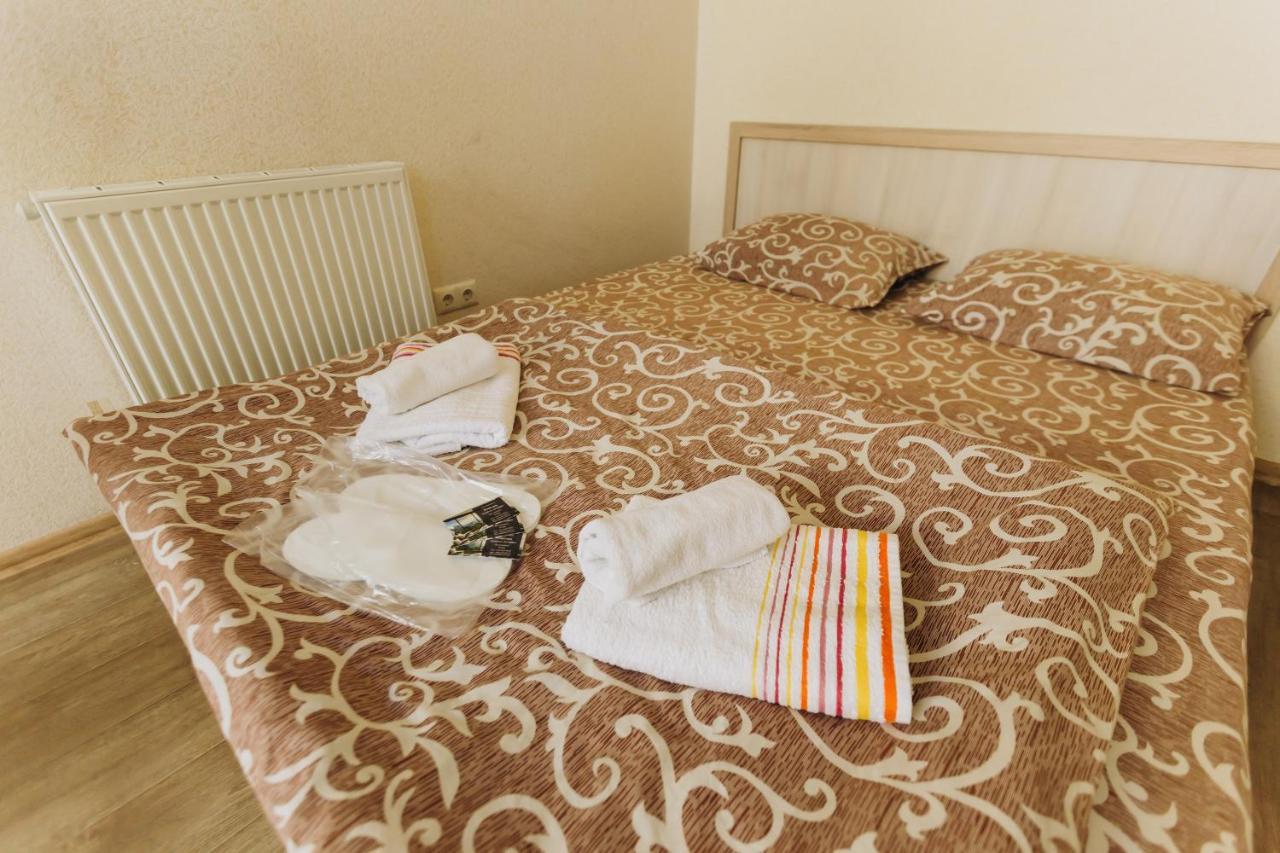 Затишні Apartments Біля Жд Вокзалу Ivano-Frankivsk Eksteriør billede