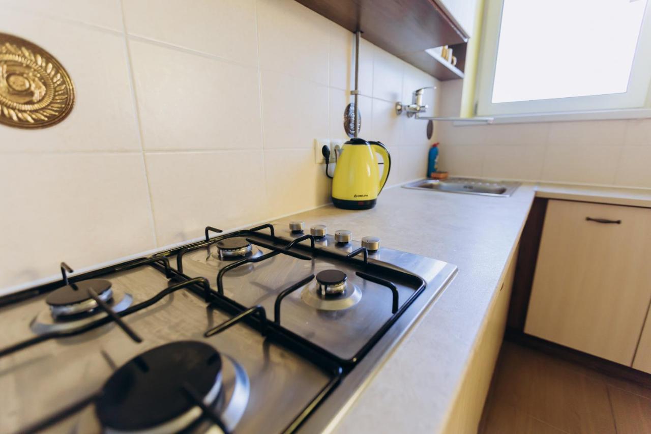 Затишні Apartments Біля Жд Вокзалу Ivano-Frankivsk Eksteriør billede